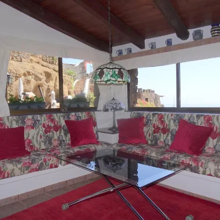 Castillo Schlaraffenland 1 Holiday home *